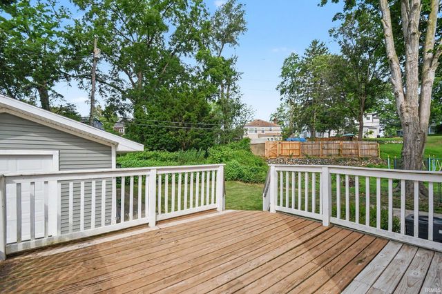 1905 Inglewood Place, South Bend, IN 46616