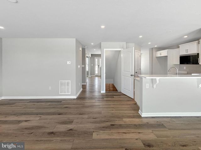 37 KRISTI LN, Biglerville, PA 17307