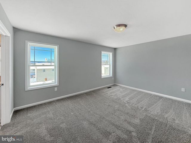 37 KRISTI LN, Biglerville, PA 17307