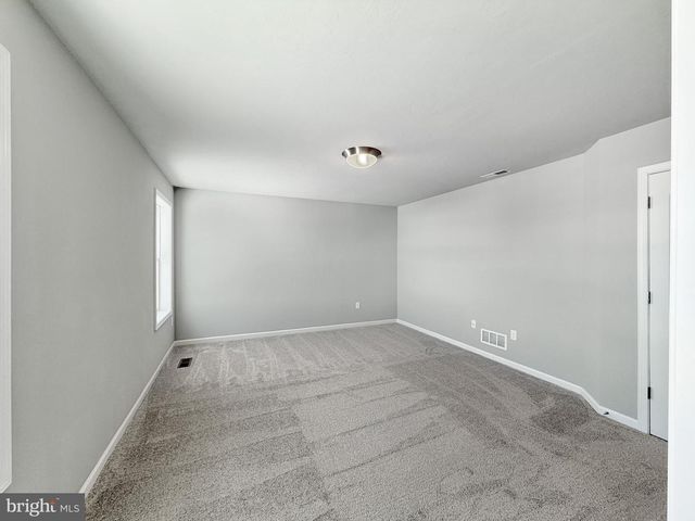 37 KRISTI LN, Biglerville, PA 17307