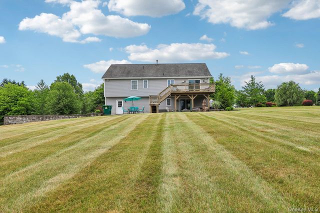 4 Lira Street, Wallkill, NY 12589