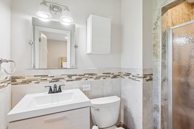 511 Walnut Lane, Elk Grove Village, IL 60007