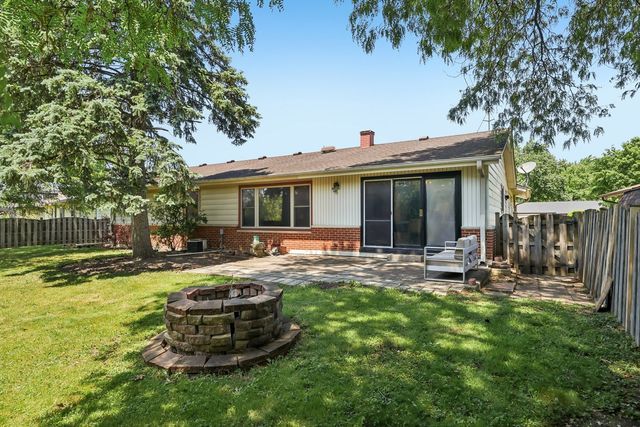 511 Walnut Lane, Elk Grove Village, IL 60007