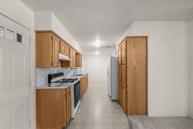 4508 Roxie Street, Haltom City, TX 76117