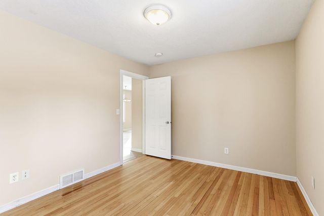 505 Quinlan Avenue N, Lakeland, MN 55043