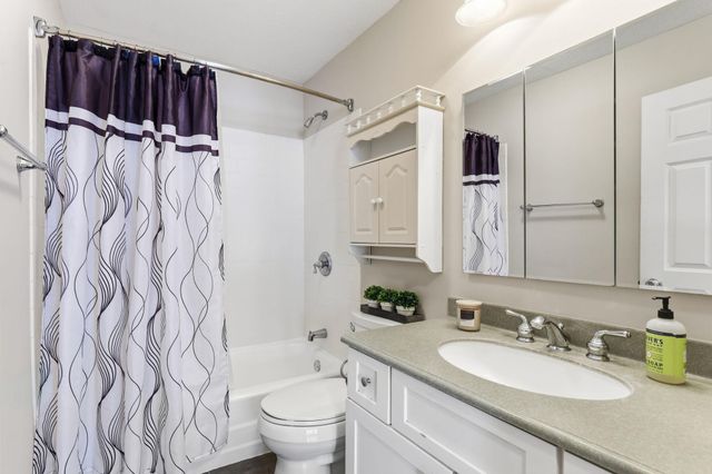 505 Quinlan Avenue N, Lakeland, MN 55043