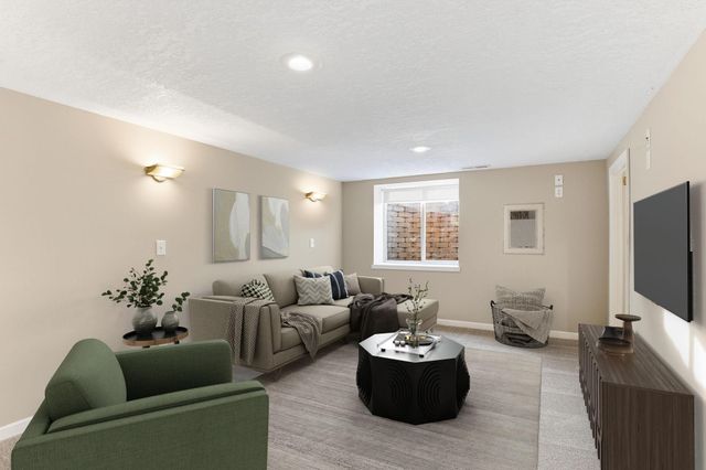 505 Quinlan Avenue N, Lakeland, MN 55043