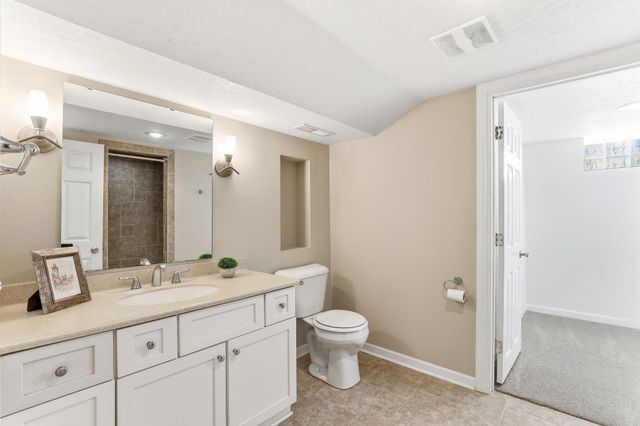 505 Quinlan Avenue N, Lakeland, MN 55043