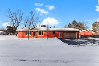 505 Quinlan Avenue N, Lakeland, MN 55043