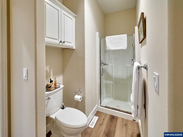 1380 Ranier Lp NW, Salem, OR 97304