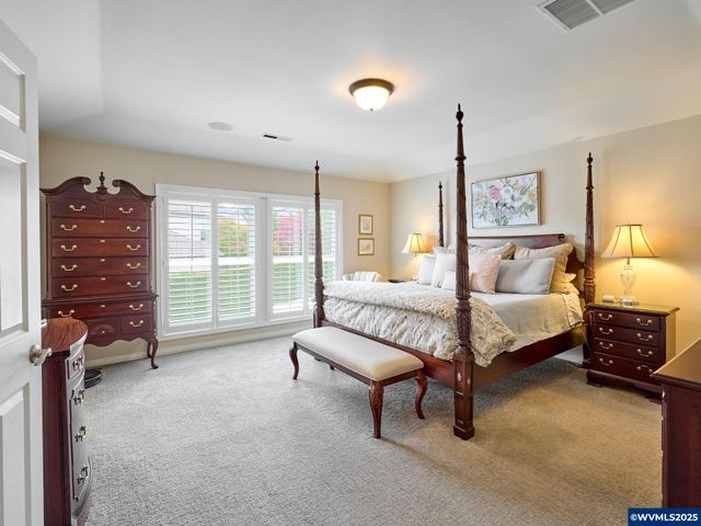 1380 Ranier Lp NW, Salem, OR 97304