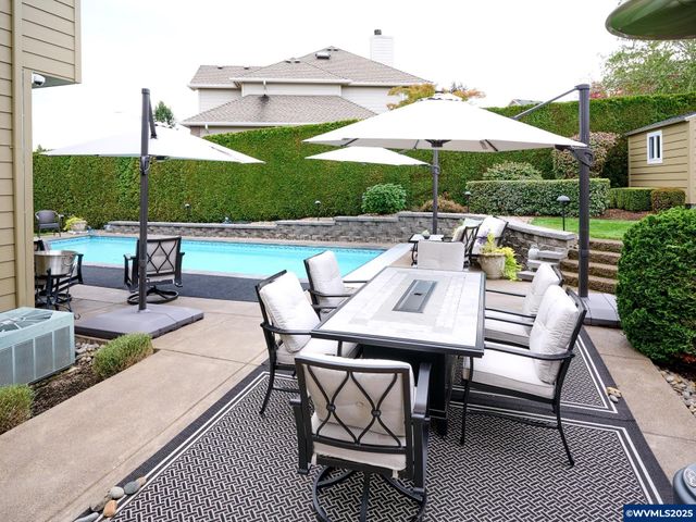 1380 Ranier Lp NW, Salem, OR 97304