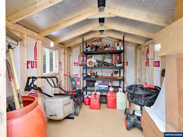 1380 Ranier Lp NW, Salem, OR 97304