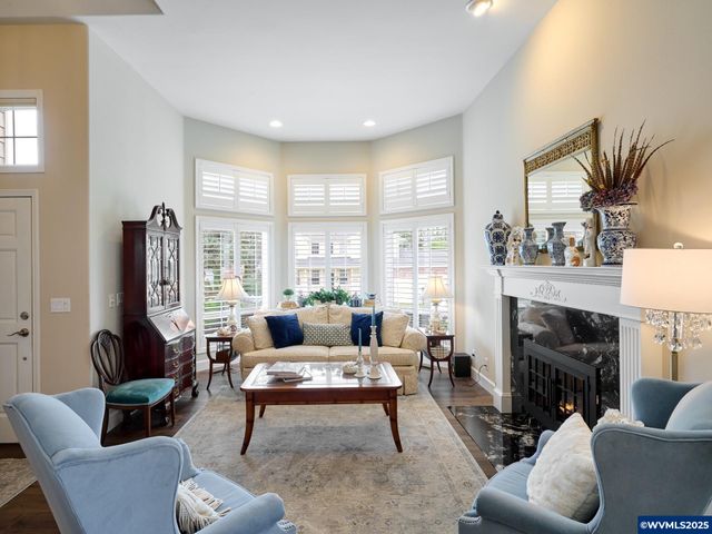 1380 Ranier Lp NW, Salem, OR 97304