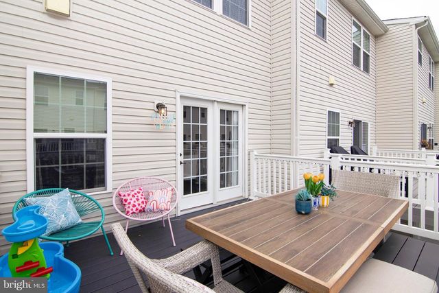 43 VILLAGE GREEN LN, Sicklerville, NJ 08081