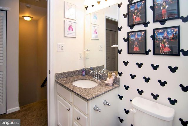 43 VILLAGE GREEN LN, Sicklerville, NJ 08081