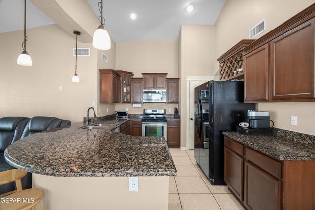 5365 Jose Duran Lane, El Paso, TX 79934