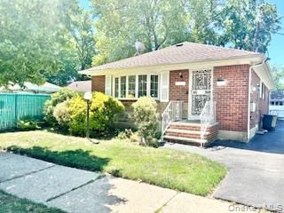 22026 138th Road, Springfield Gardens, NY 11413