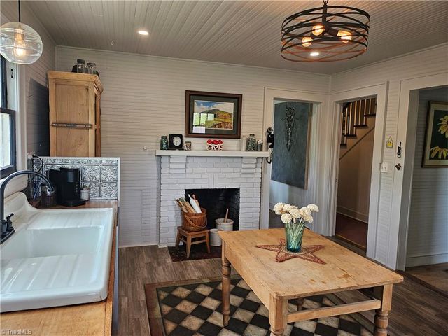 4255 Wallburg High Point Road, High Point, NC 27265