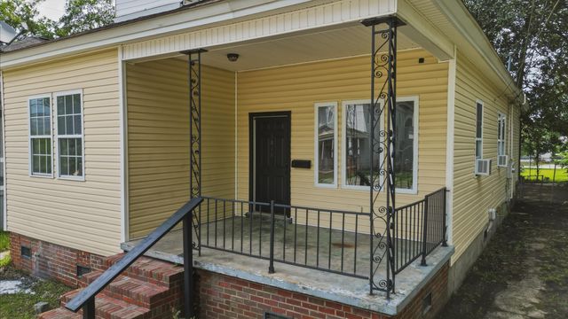 1811 Carlton Street, North Charleston, SC 29405