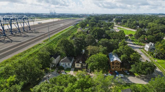 1811 Carlton Street, North Charleston, SC 29405