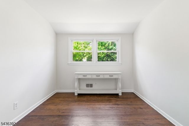 460 Jensen Ave, Rahway City, NJ 07065