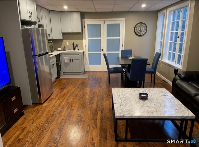 155 Brooklawn Avenue, Bridgeport, CT 06604