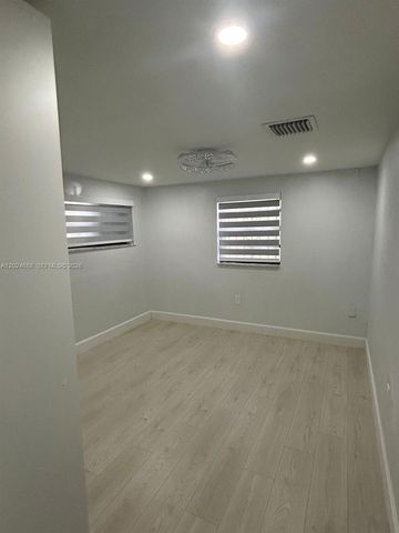 2335 NW 171st Ter 1, Miami Gardens, FL 33056