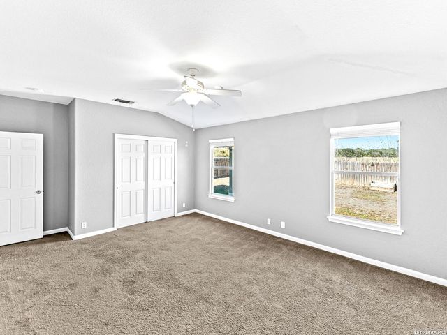 15515 Flowing Spring, San Antonio, TX 78247