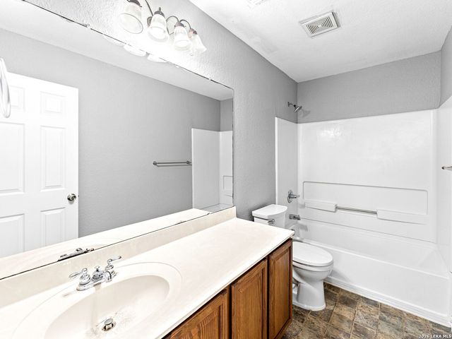 15515 Flowing Spring, San Antonio, TX 78247