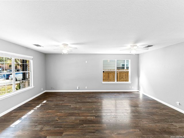 15515 Flowing Spring, San Antonio, TX 78247