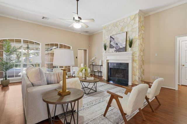 2013 Inscho Point Circle, League City, TX 77573