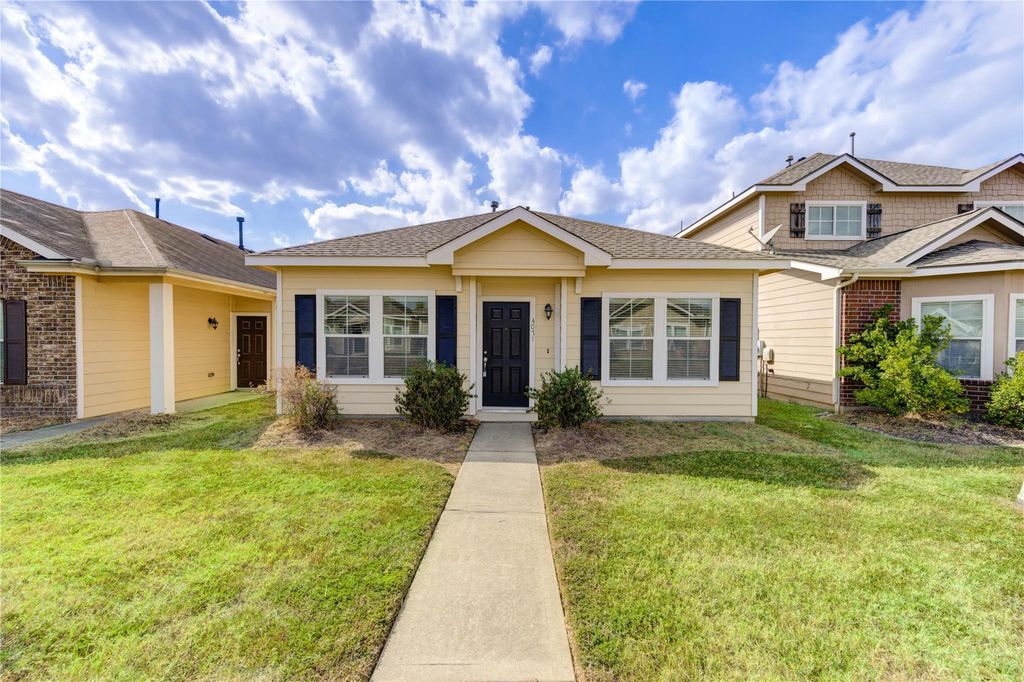 4071 Mossy Place Lane, Spring, TX 77388