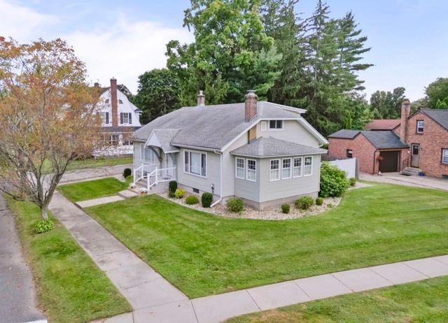 6 Van Horn Street, West Springfield, MA 01089