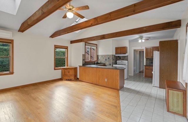 6 Van Horn Street, West Springfield, MA 01089