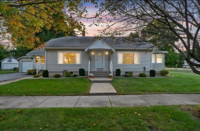 6 Van Horn Street, West Springfield, MA 01089