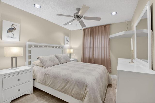 6165 Bay Isles Drive, Boynton Beach, FL 33437