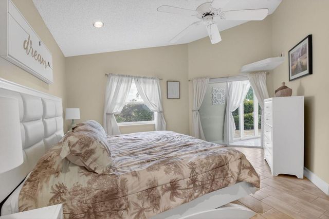 6165 Bay Isles Drive, Boynton Beach, FL 33437