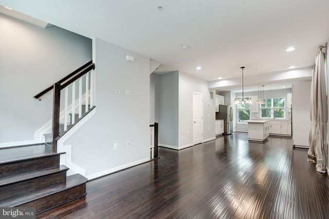 1430 TRAFALGAR LN, Frederick, MD 21701
