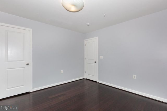 1430 TRAFALGAR LN, Frederick, MD 21701