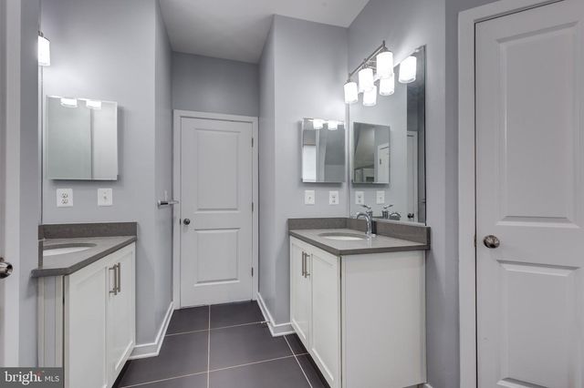 1430 TRAFALGAR LN, Frederick, MD 21701