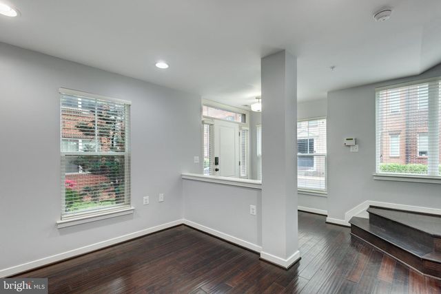 1430 TRAFALGAR LN, Frederick, MD 21701