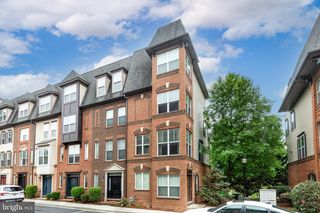 1430 TRAFALGAR LN, Frederick, MD 21701