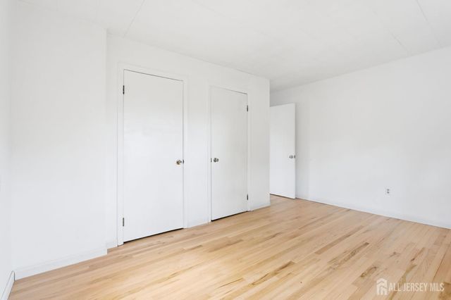 98 S Main Street S, Cranbury, NJ 08512