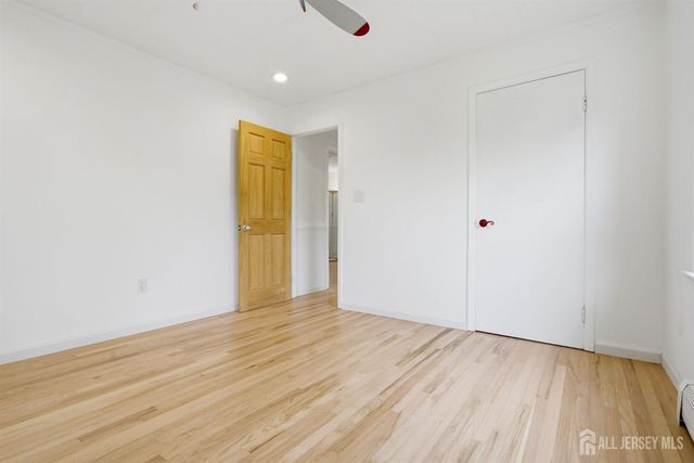 98 S Main Street S, Cranbury, NJ 08512