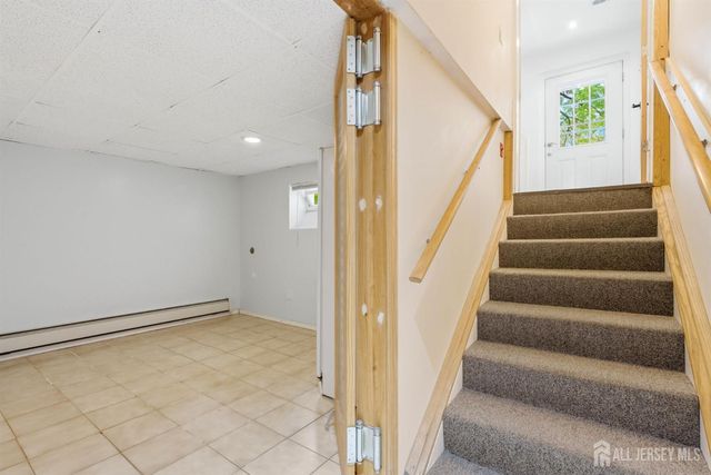 98 S Main Street S, Cranbury, NJ 08512