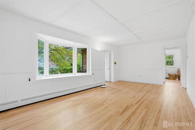 98 S Main Street S, Cranbury, NJ 08512