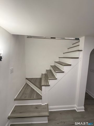 5 Winthrop Street, Torrington, CT 06790