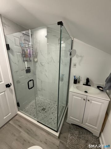 5 Winthrop Street, Torrington, CT 06790