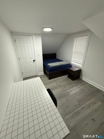 5 Winthrop Street, Torrington, CT 06790